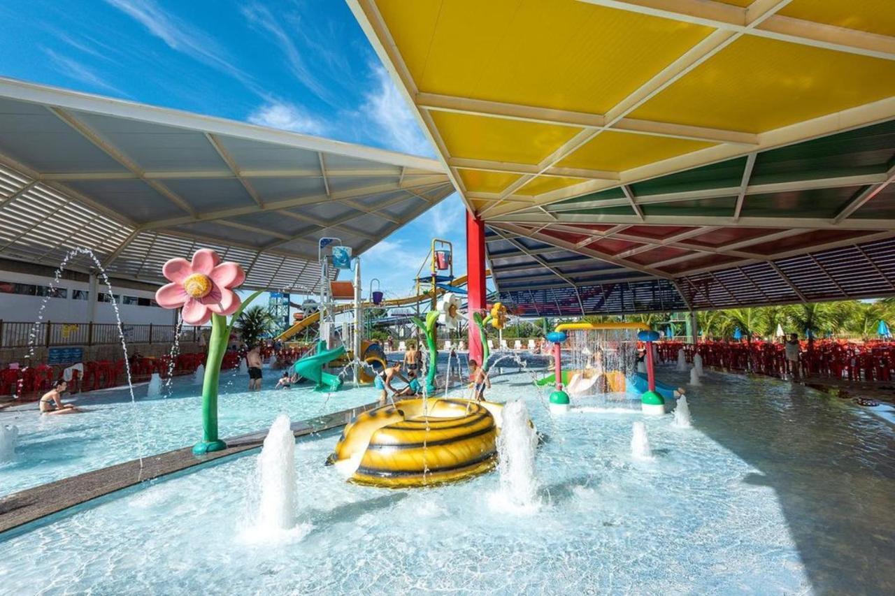 Caldas Novas - Piazza Diroma - Com Ingressos Do Acqua Park Todos Os Dias Buitenkant foto